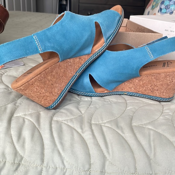 Women’s Size 10 Clark’s Turquoise Blue Cork Wedge Sandal NWOT - Picture 8 of 10